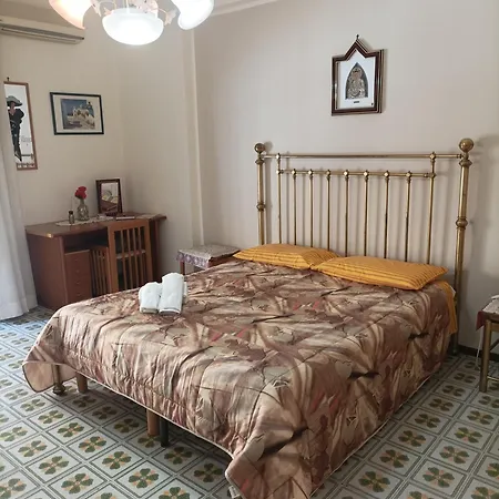 Homestay Signorile In Condominio Rallo